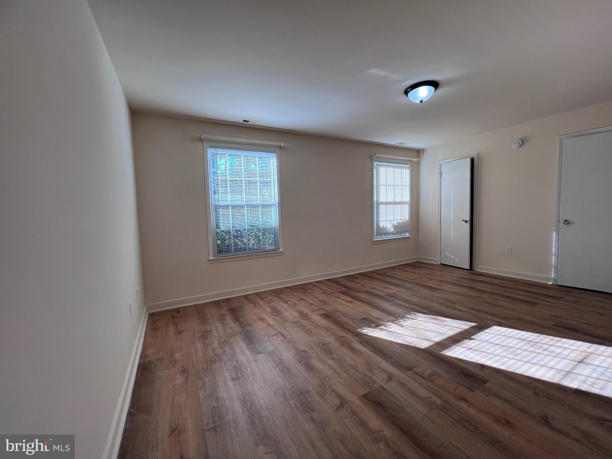 QUINCE ORCHARD - Residential Lease