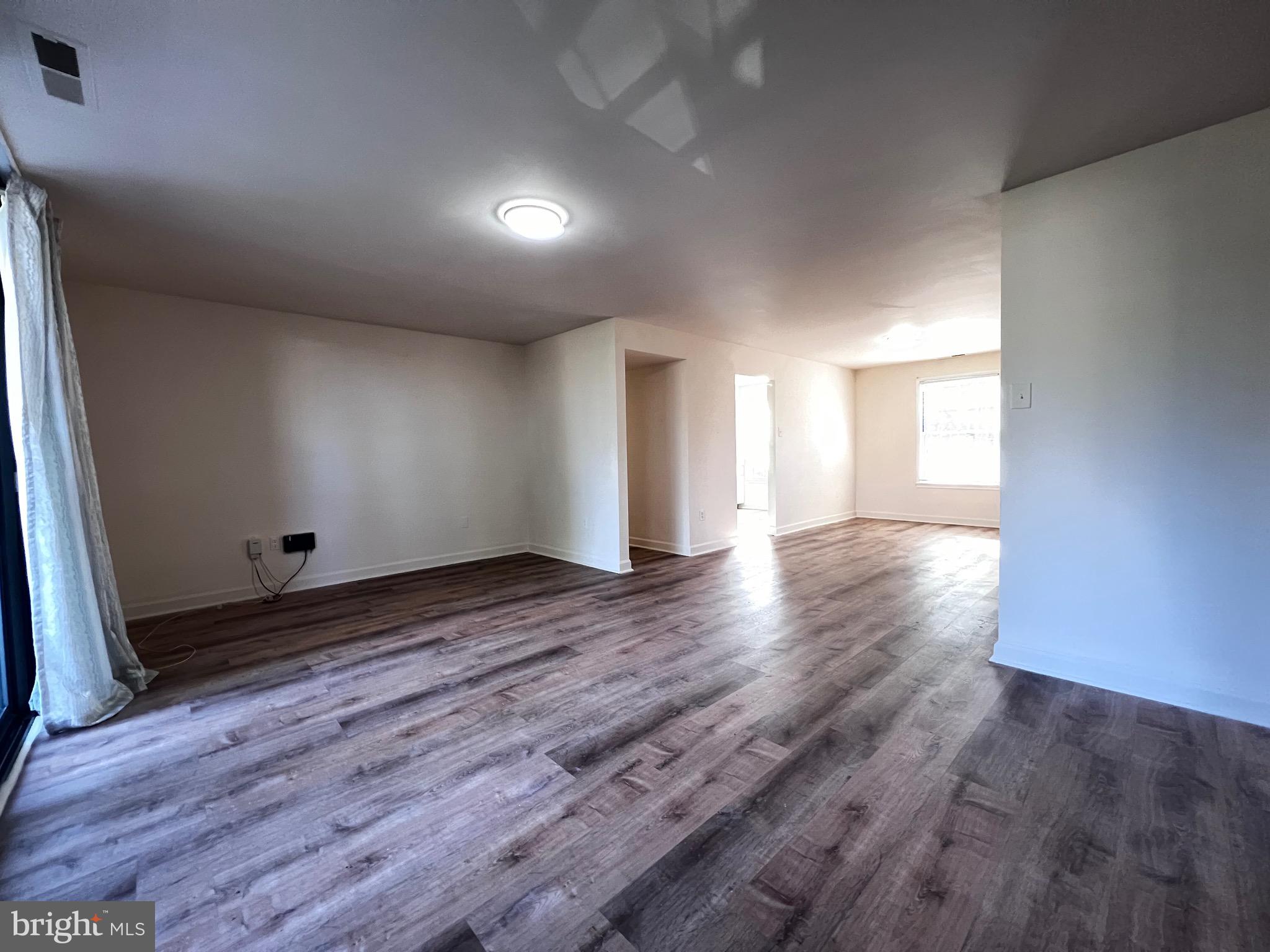 QUINCE ORCHARD - Residential Lease