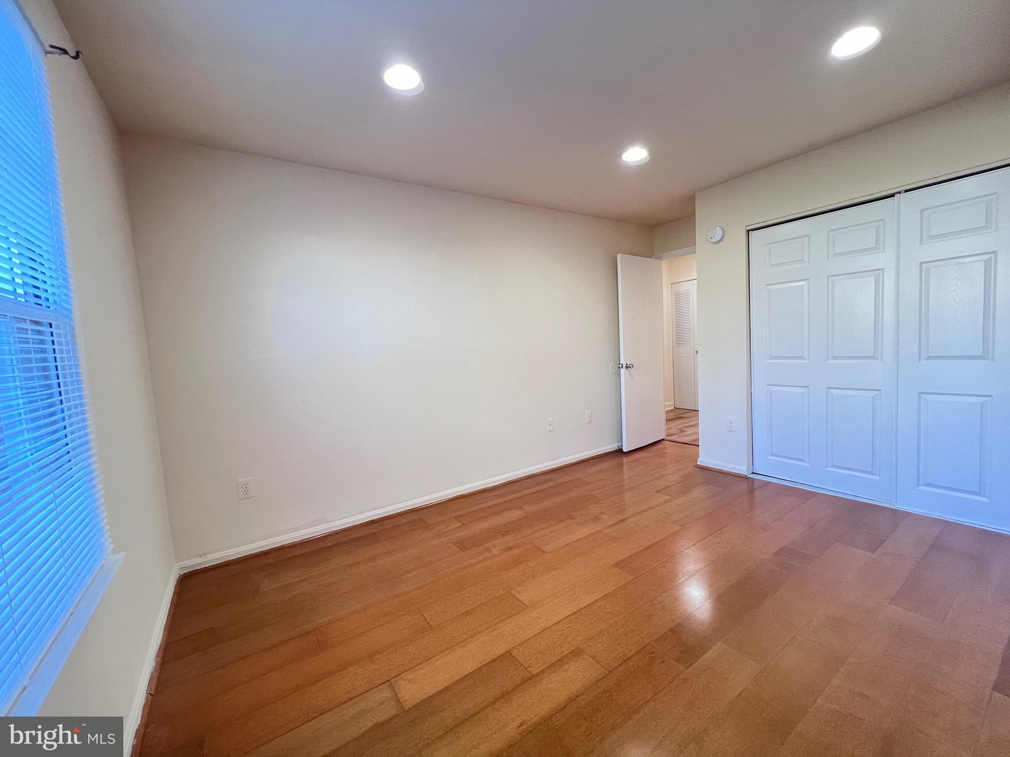 QUINCE ORCHARD - Residential Lease