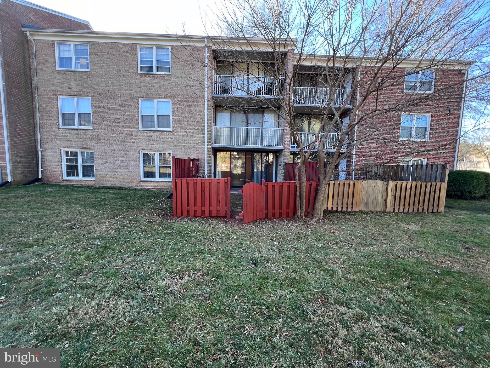 QUINCE ORCHARD - Residential Lease