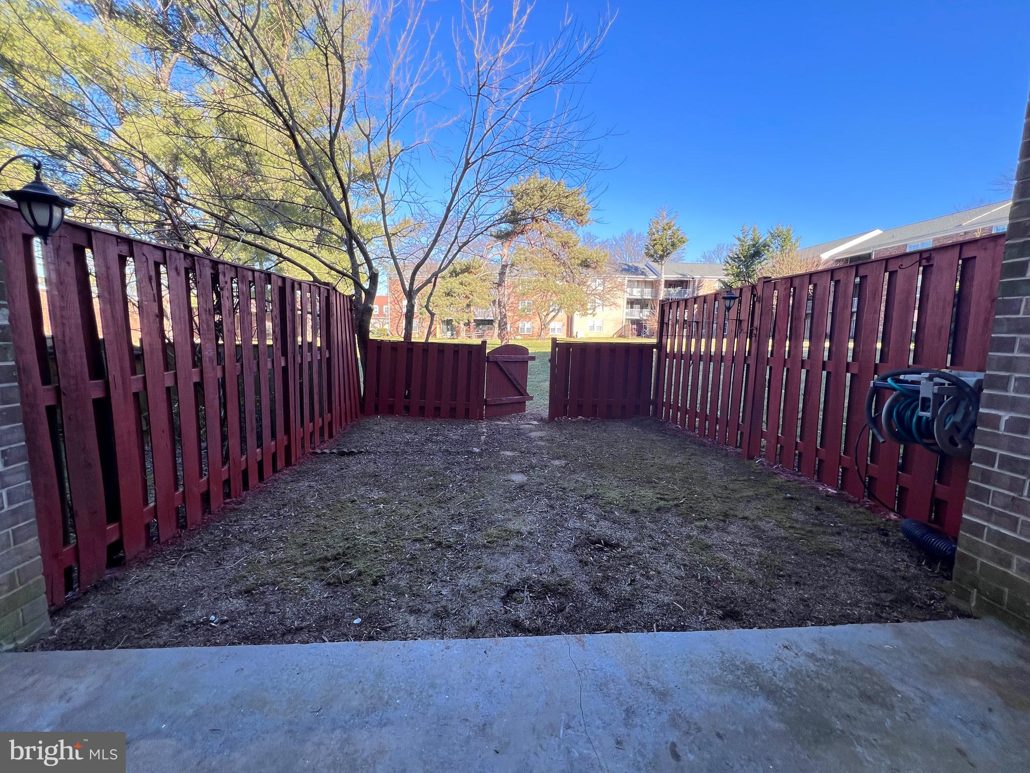 QUINCE ORCHARD - Residential Lease