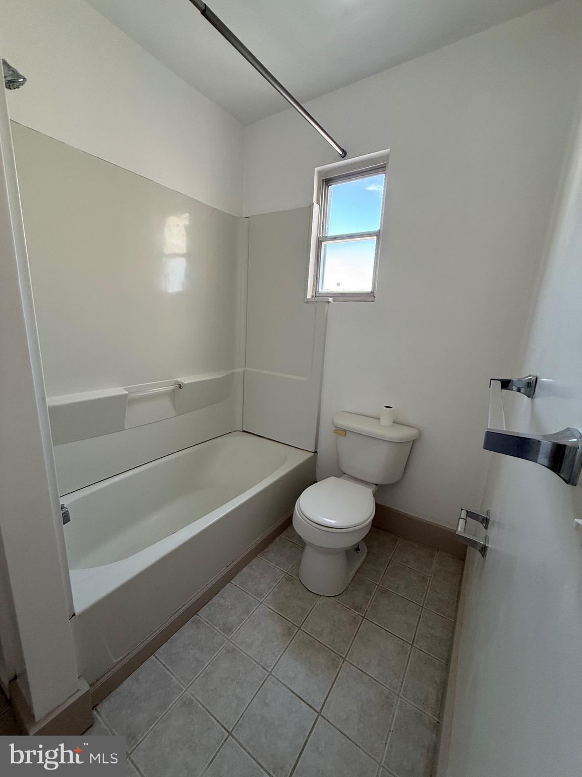 FITLER SQUARE - Residential Lease