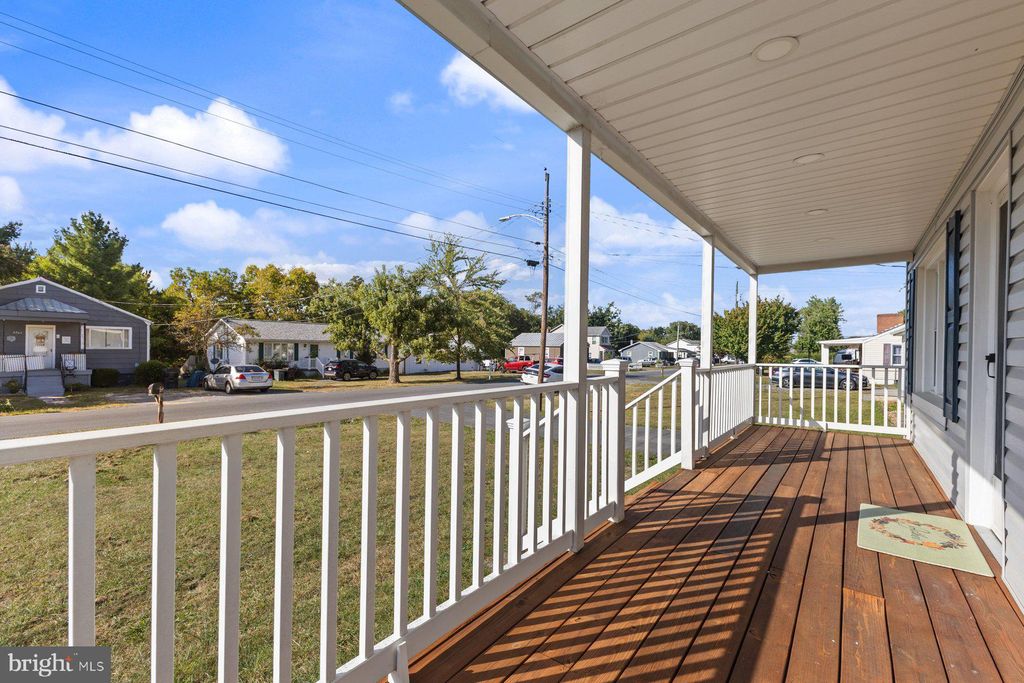 Photo of 2964 Grace Street, WINCHESTER, VA 22601 (MLS # VAWI2009058)