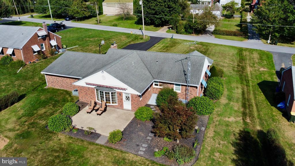 Photo of 214 S Sunset Drive, SHREWSBURY, PA 17361 (MLS # PAYK2090158)
