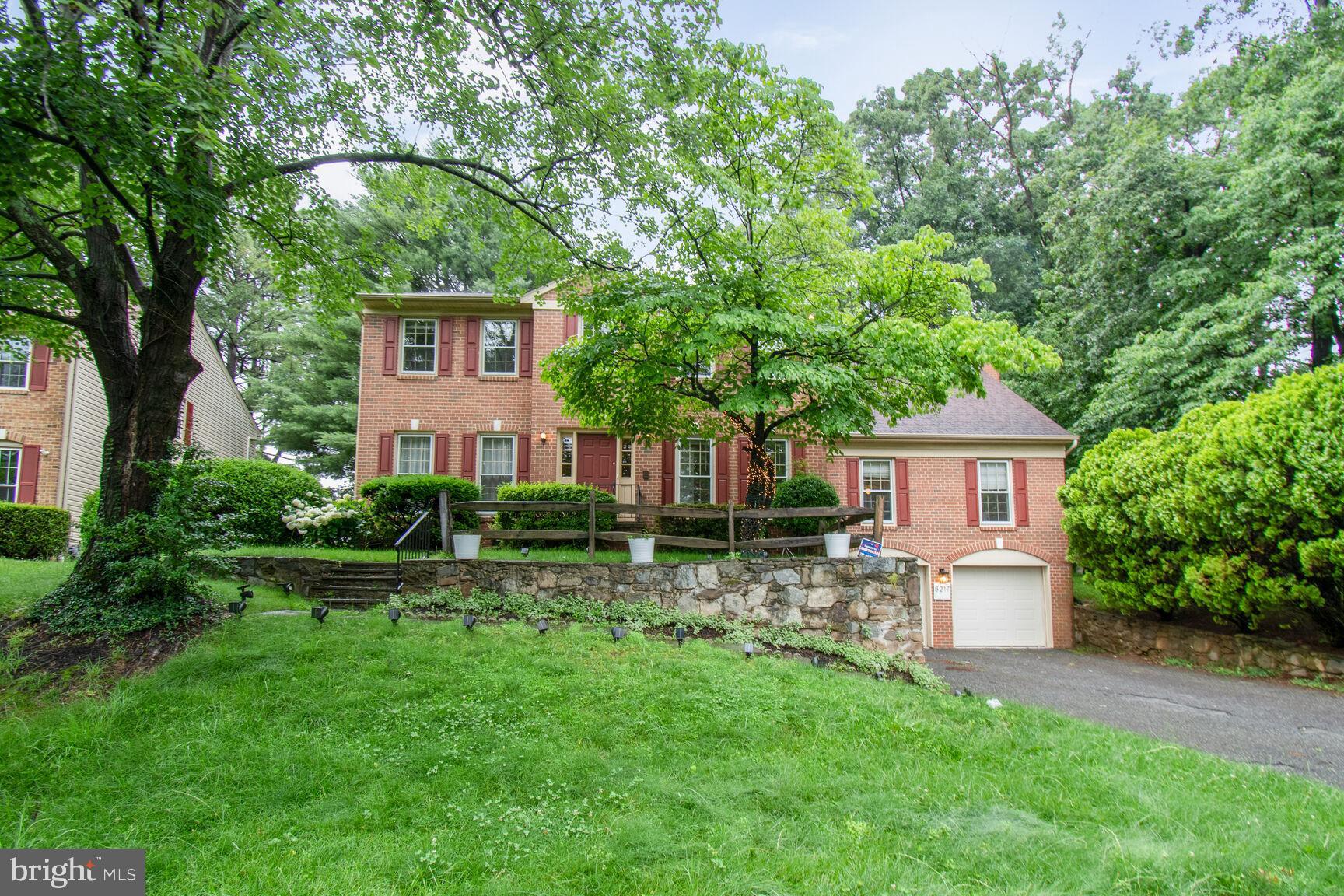 INVERNESS WOODS - Residential Lease