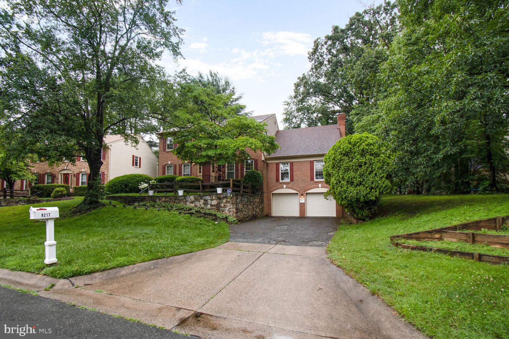 INVERNESS WOODS - Residential Lease