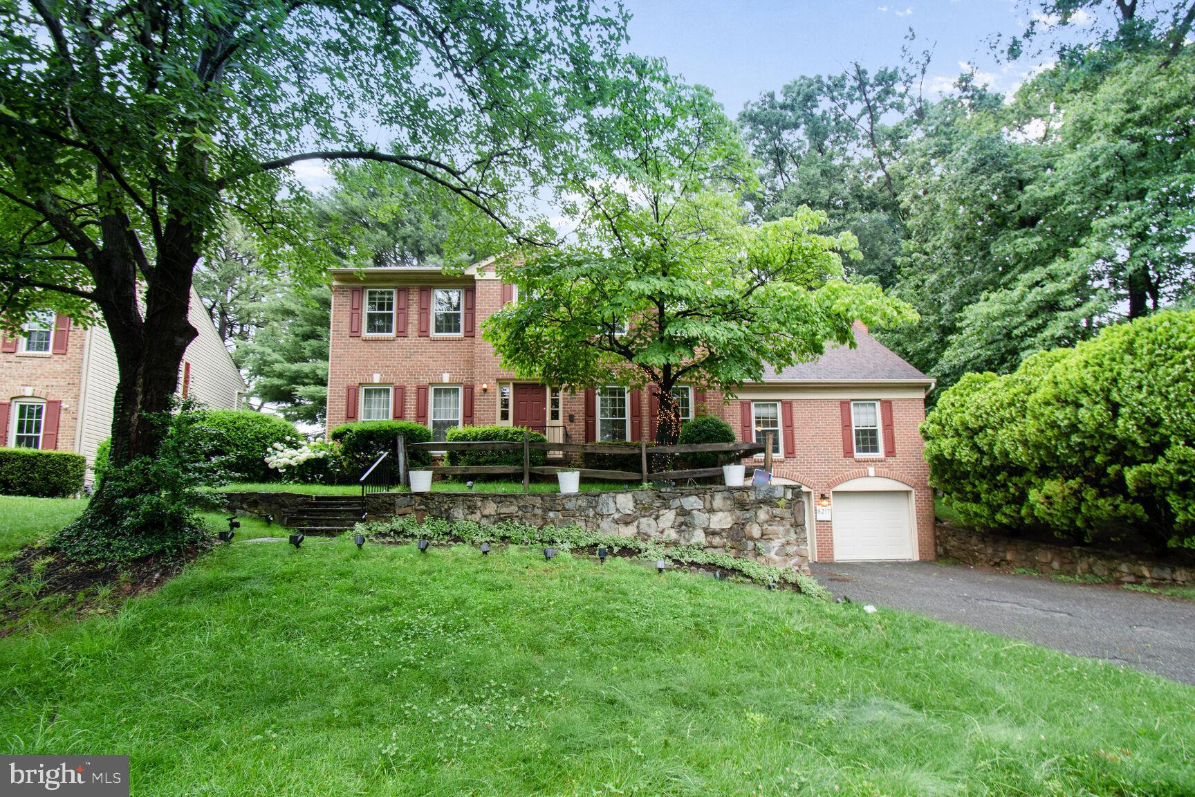 INVERNESS WOODS - Residential Lease