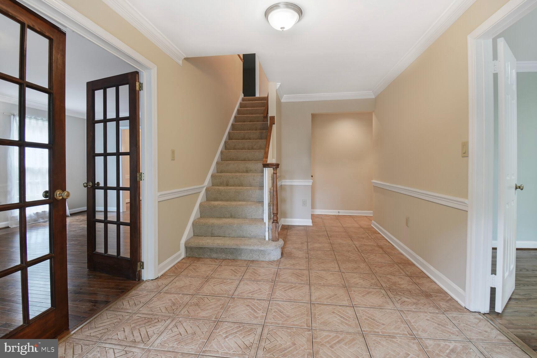 INVERNESS WOODS - Residential Lease