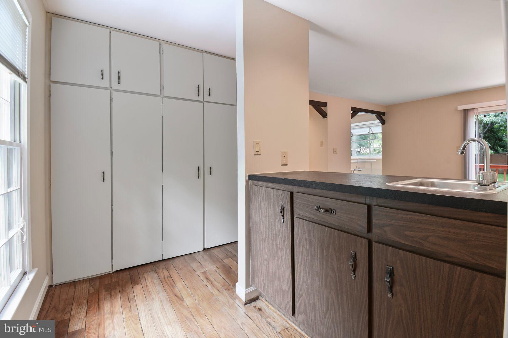 INVERNESS WOODS - Residential Lease