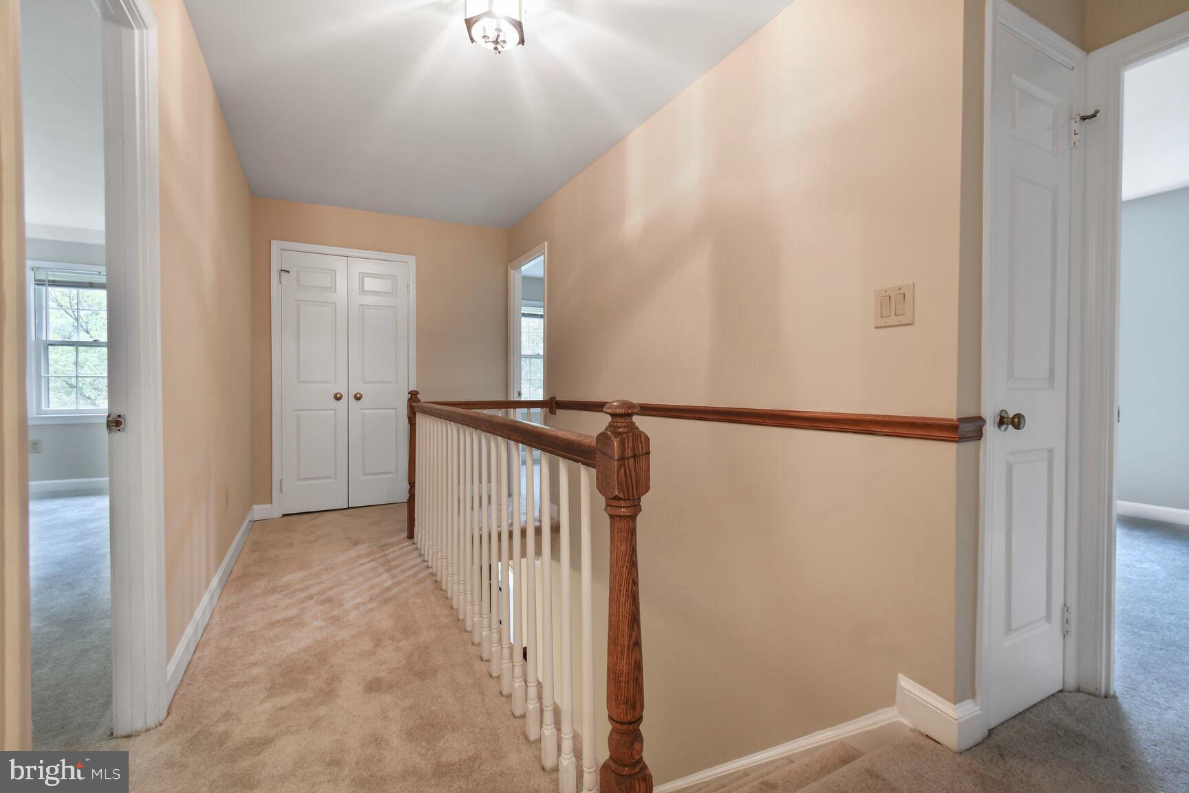 INVERNESS WOODS - Residential Lease