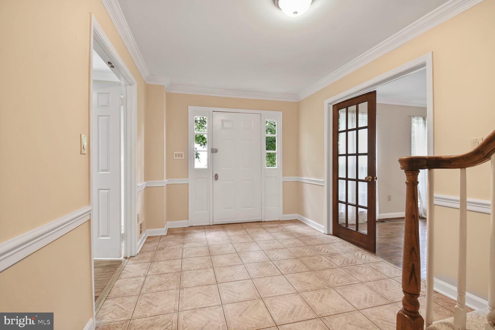 INVERNESS WOODS - Residential Lease