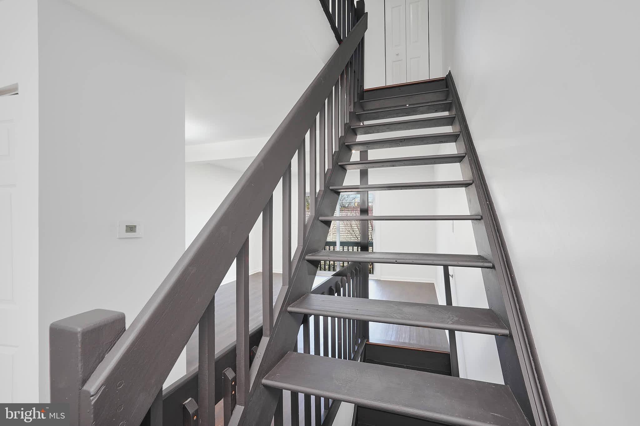 FAIRLAND - Residential