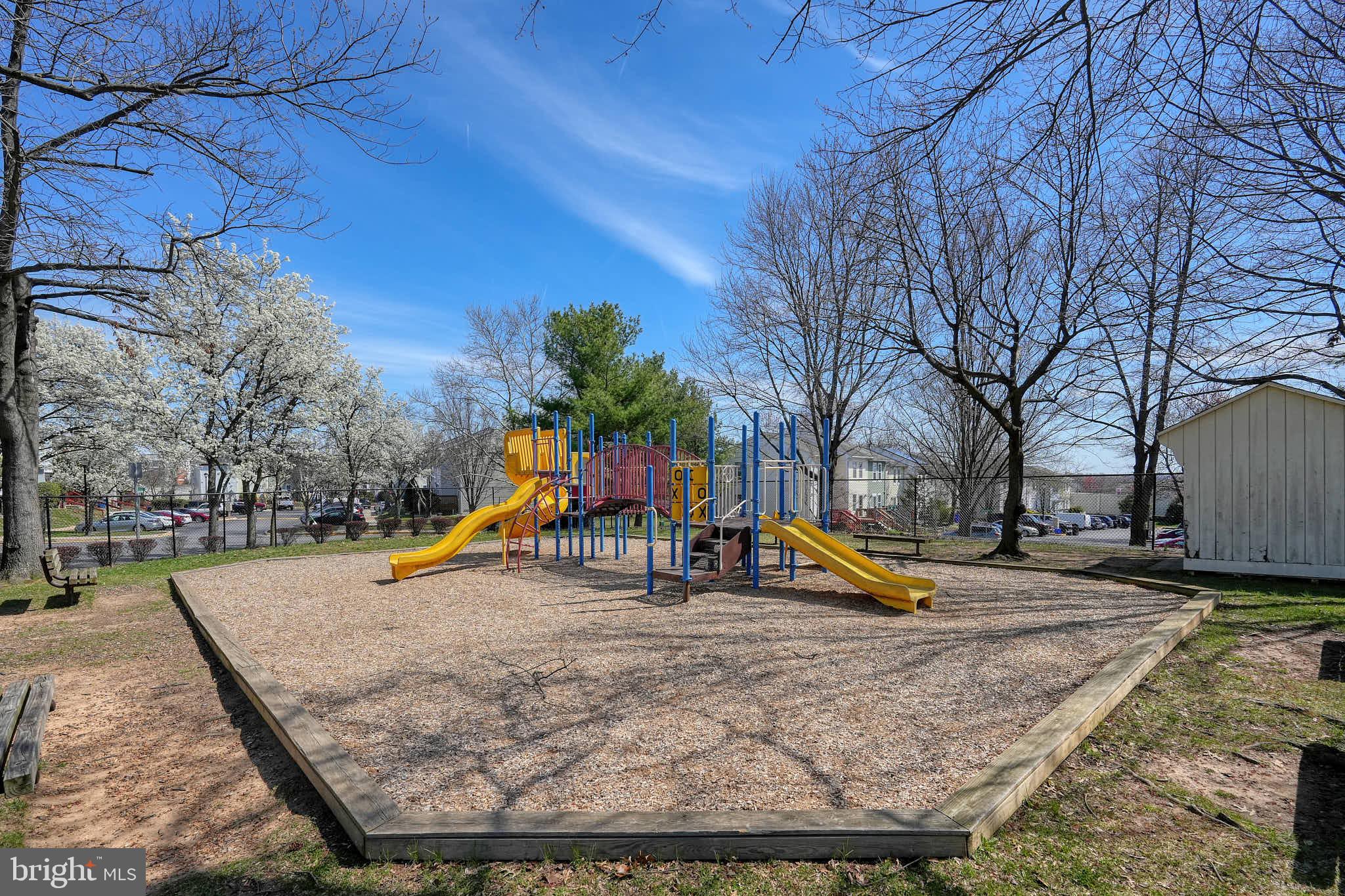 FAIRLAND - Residential