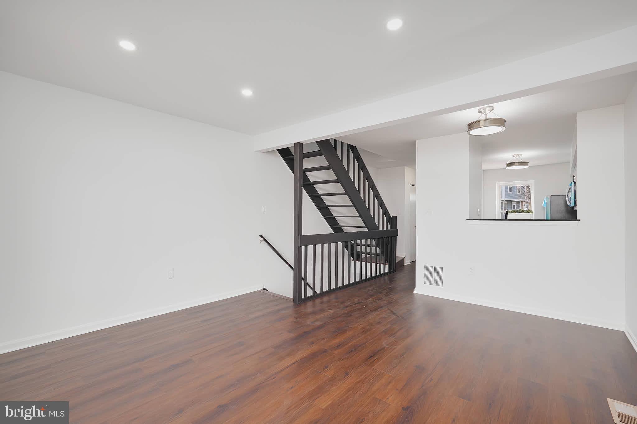 FAIRLAND - Residential