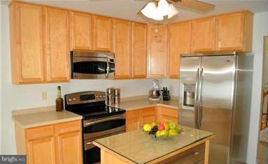 FERNDALE HEIGHTS - Residential