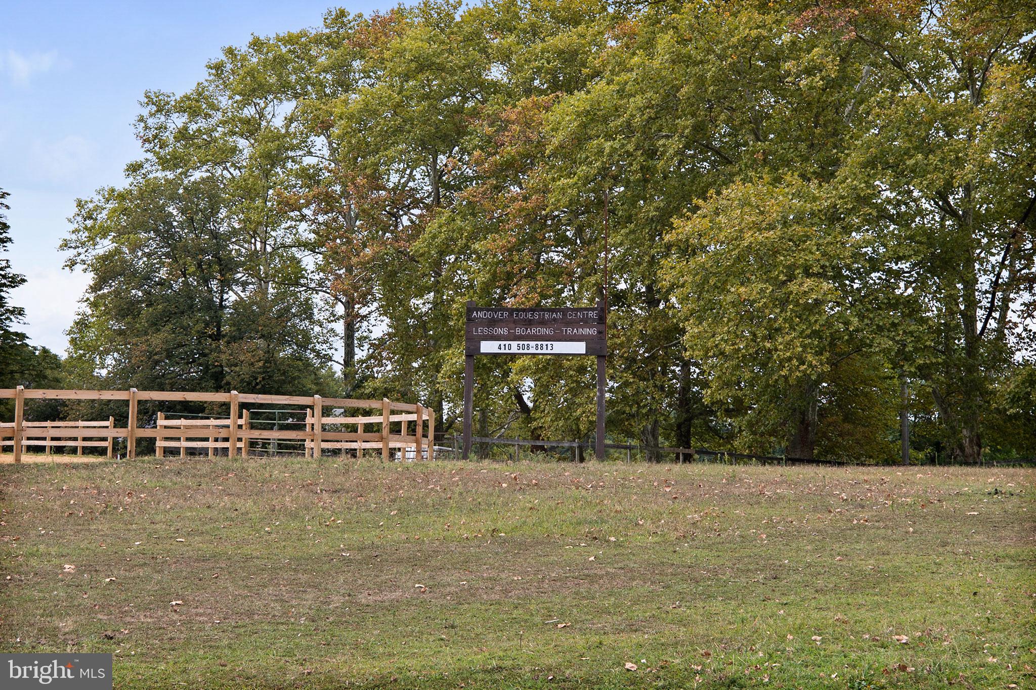 FERNDALE HEIGHTS - Residential