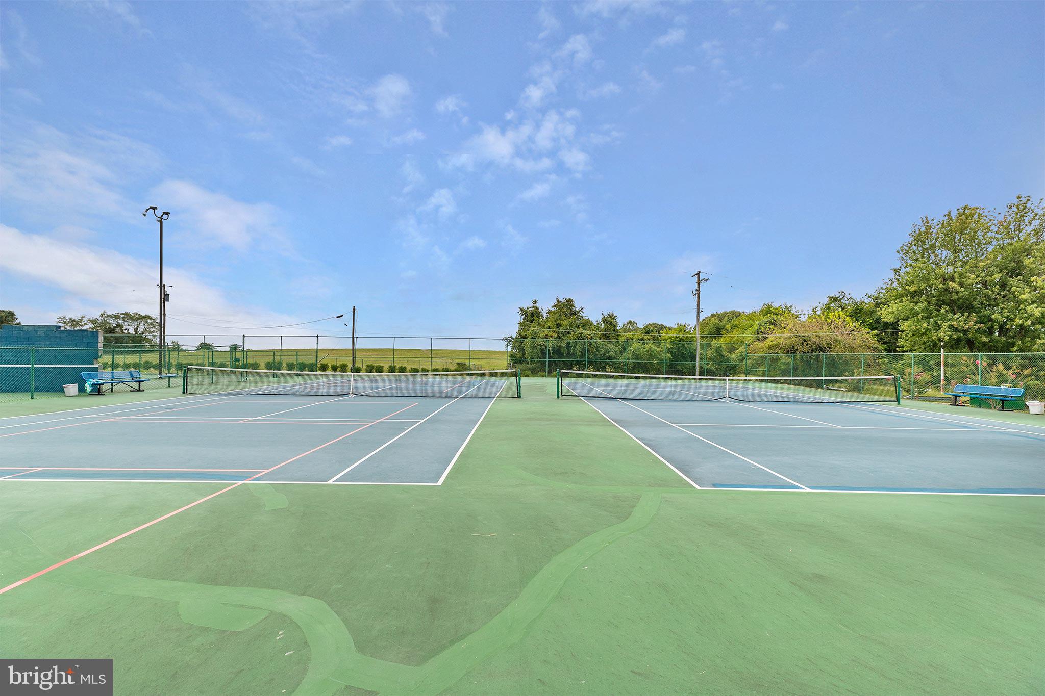 FERNDALE HEIGHTS - Residential