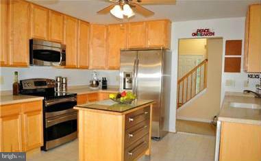 FERNDALE HEIGHTS - Residential