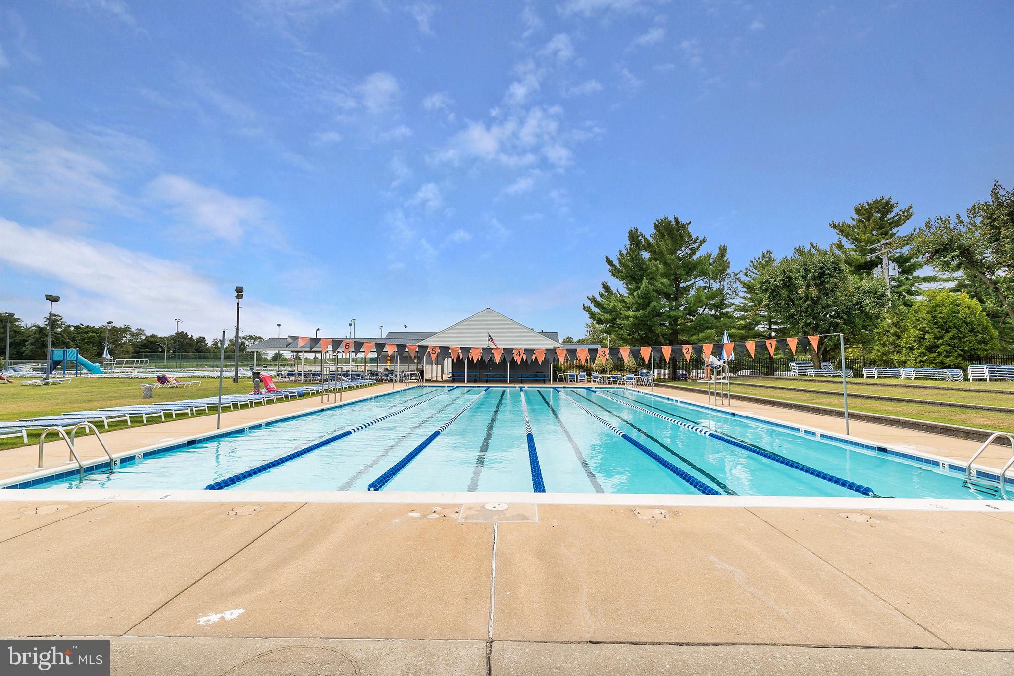 FERNDALE HEIGHTS - Residential