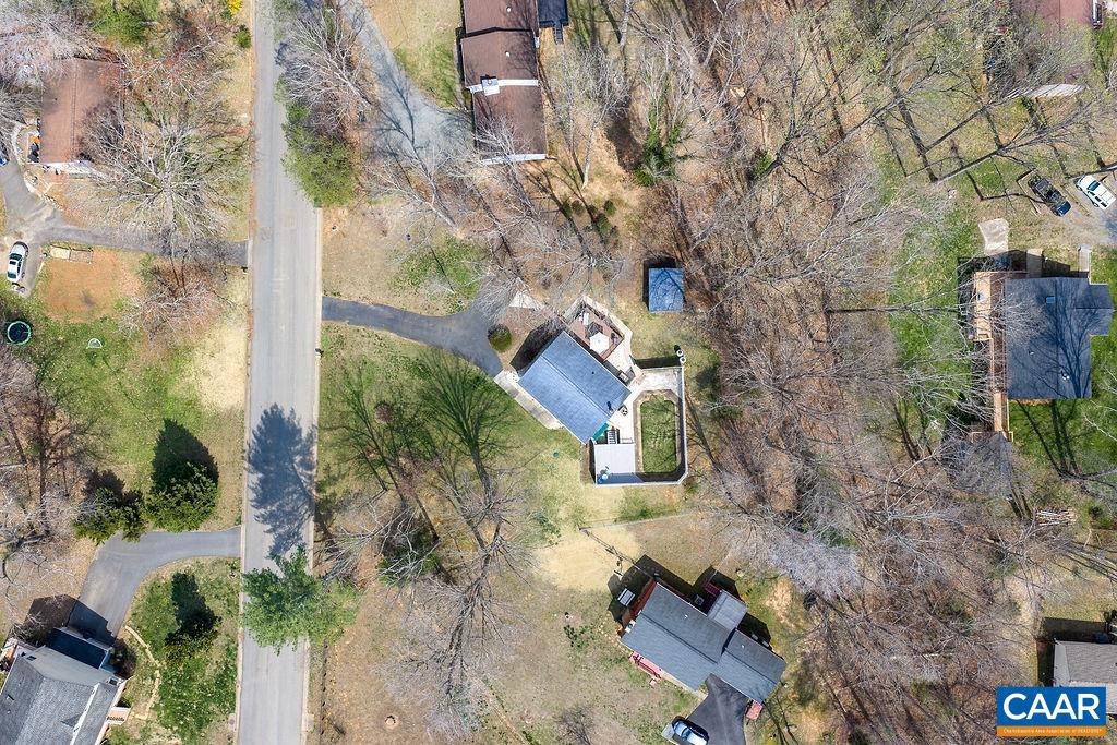 COUNTRY MEADOWS - Residential