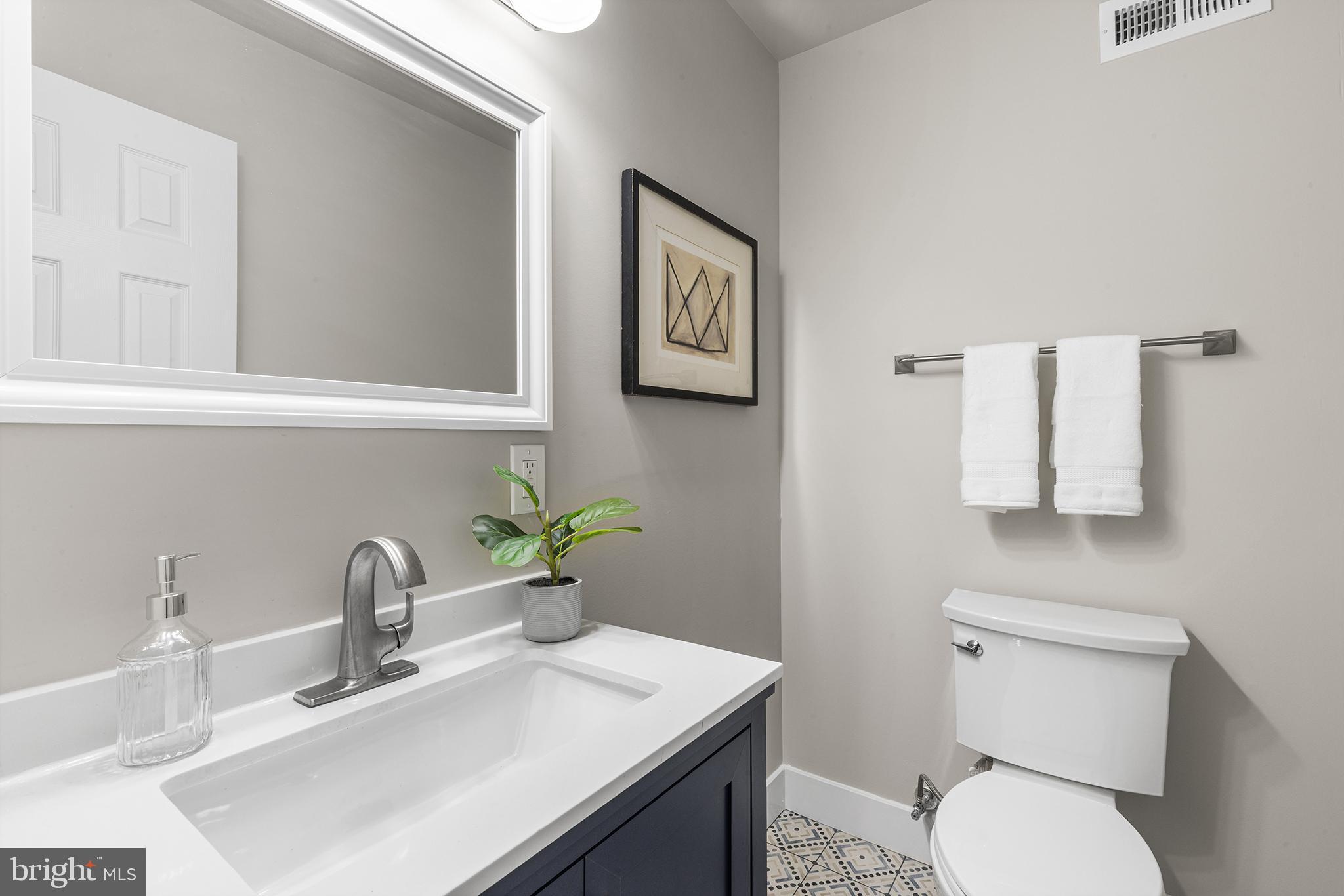 POINT BREEZE - Residential