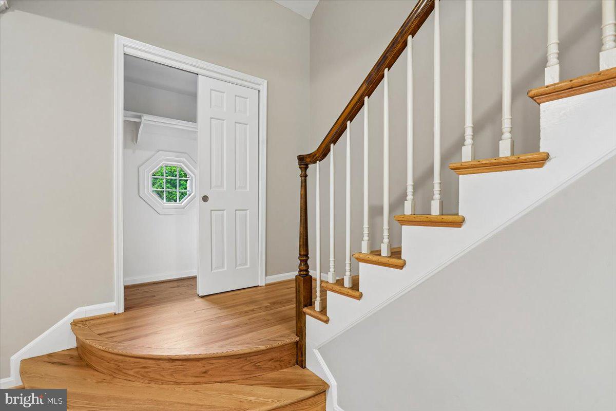 1162 OLD STAGE COURT