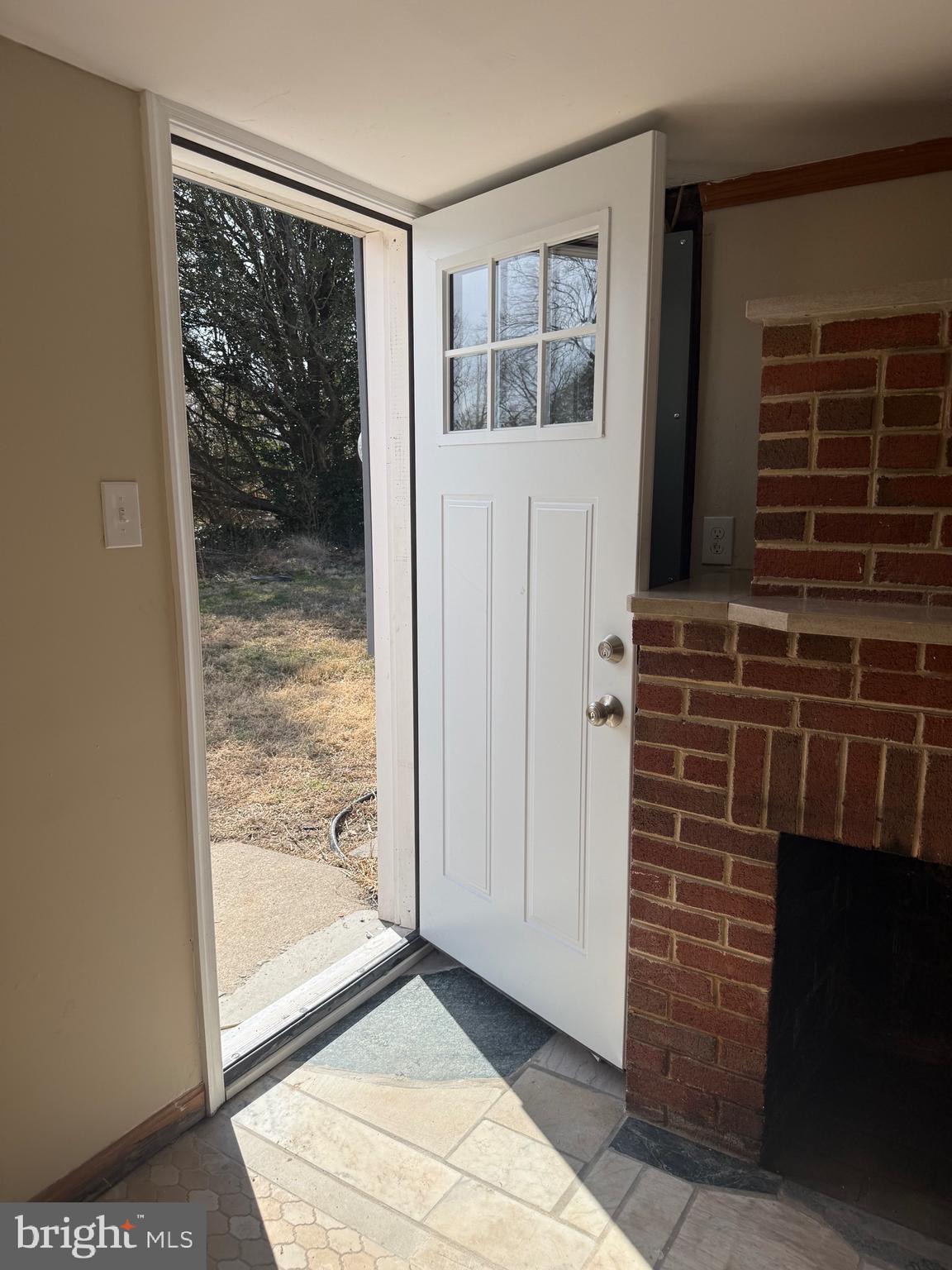 GLEBE HARBOR - Residential