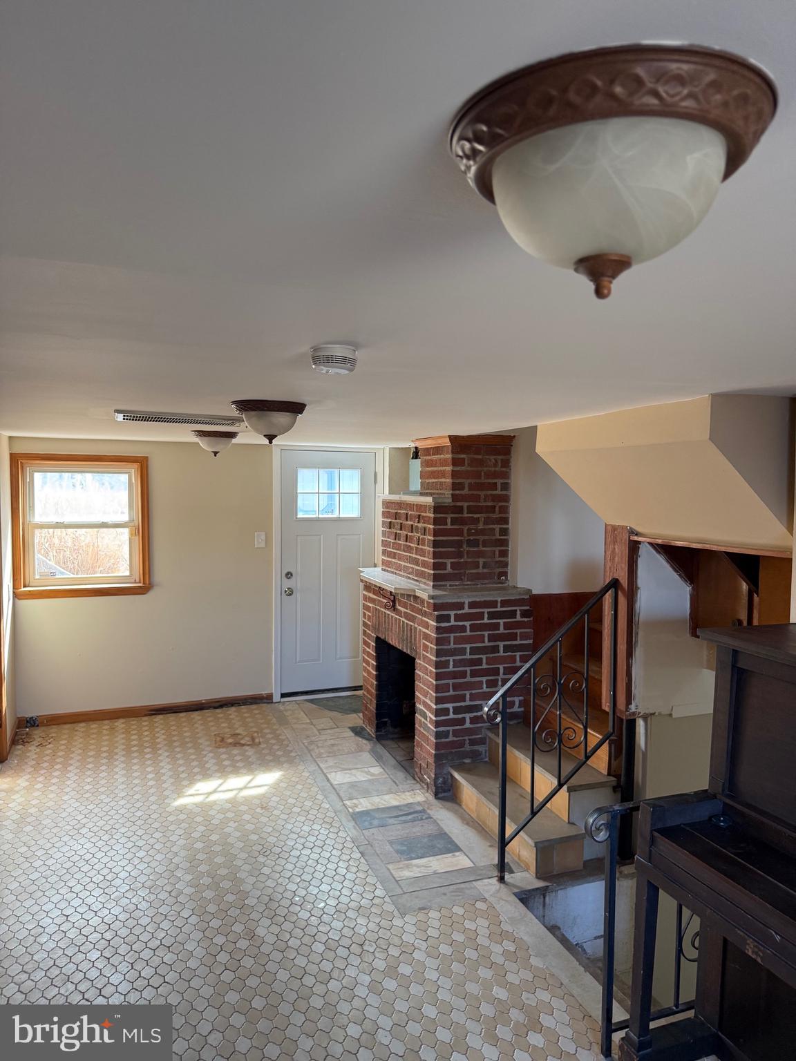 GLEBE HARBOR - Residential