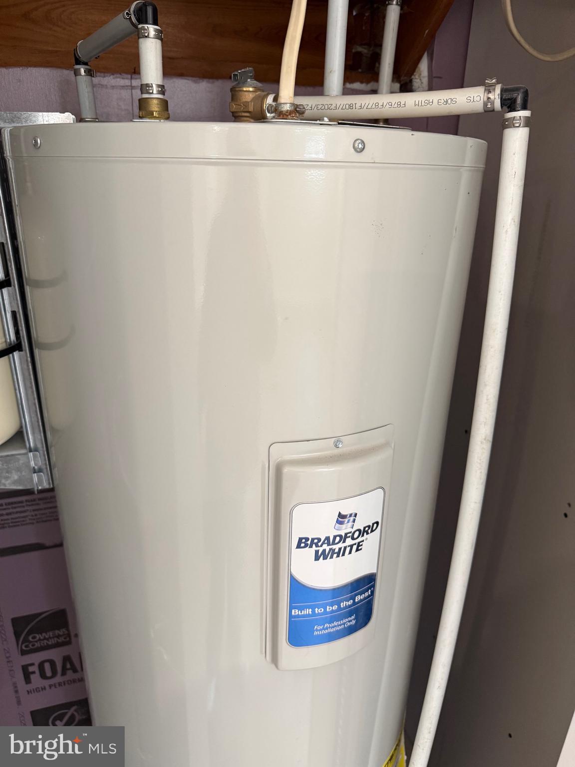 GLEBE HARBOR - Residential