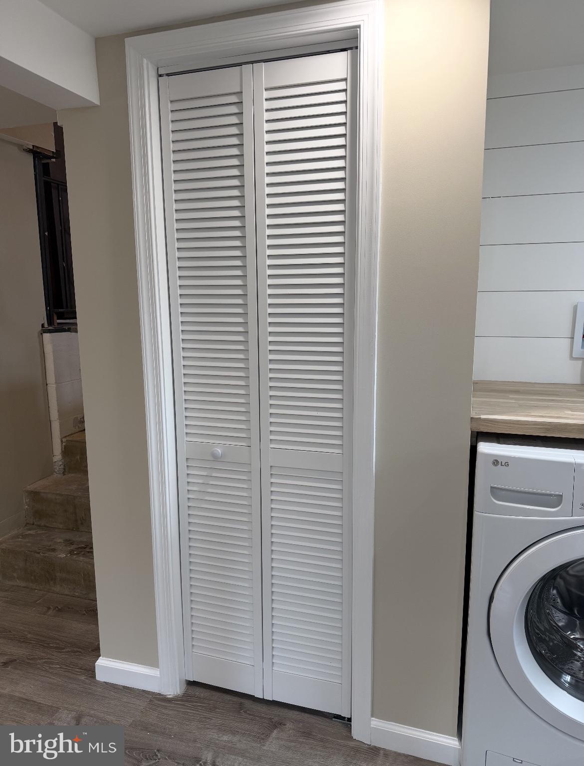 GLEBE HARBOR - Residential