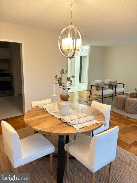 PROMENADE TOWERS - Residential