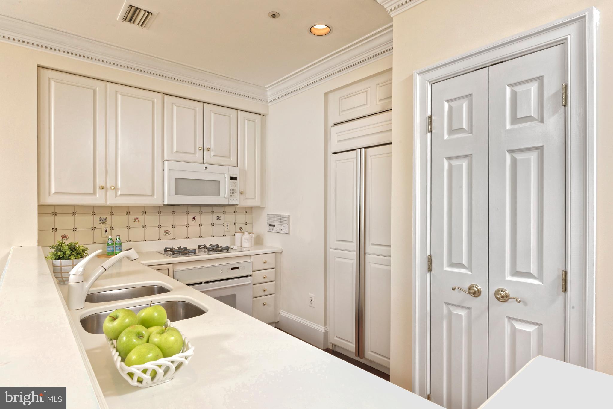 HARBORSIDE - Residential