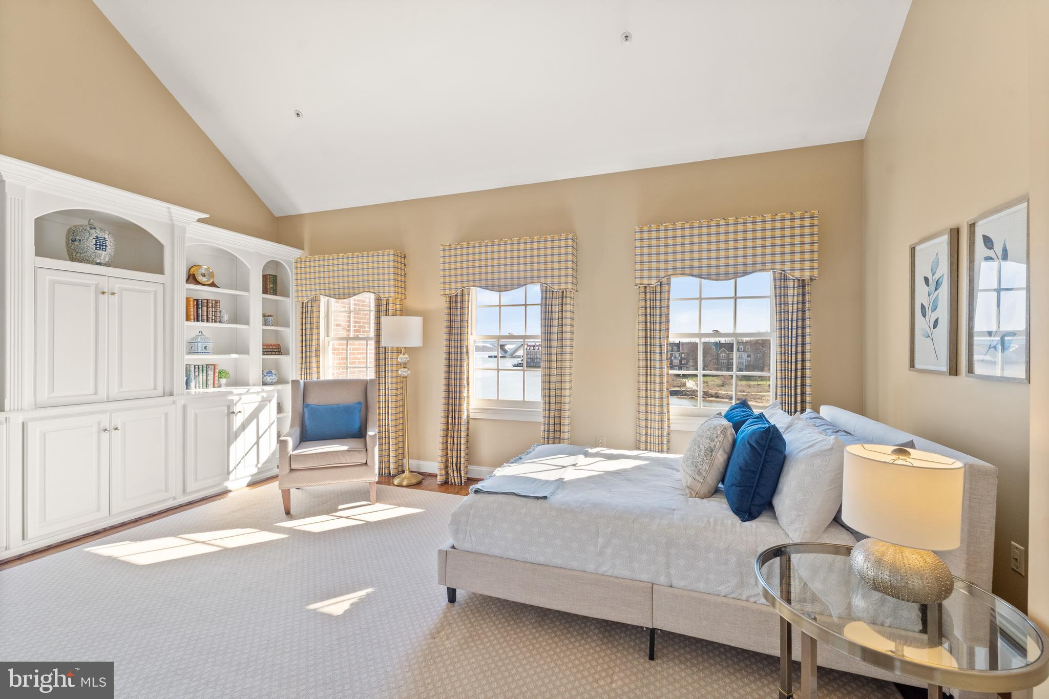 HARBORSIDE - Residential