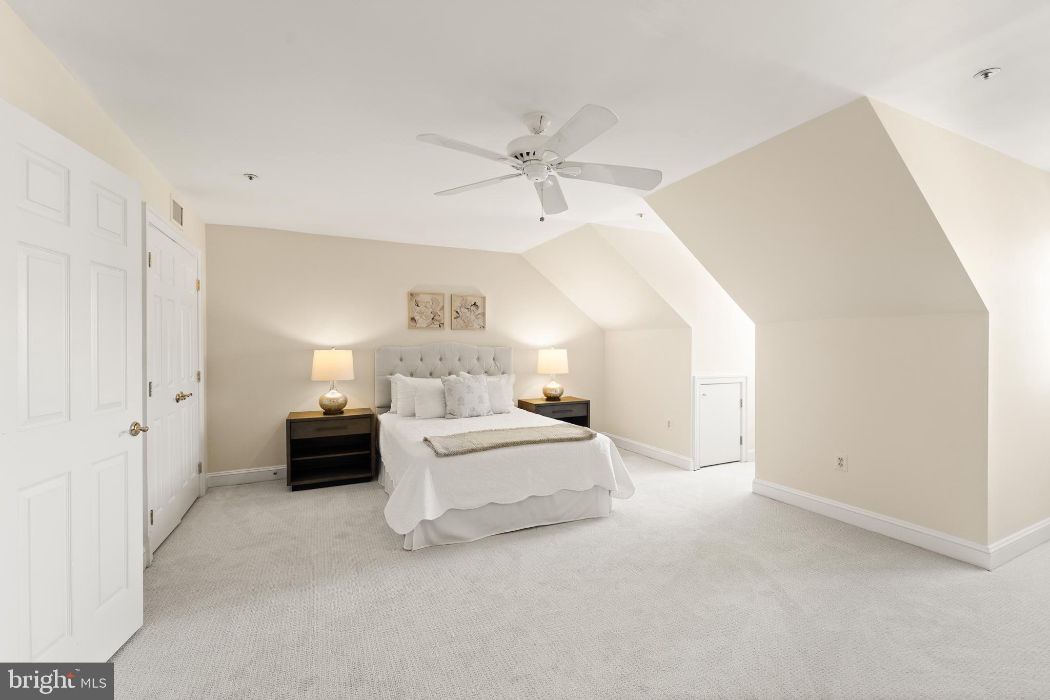 HARBORSIDE - Residential