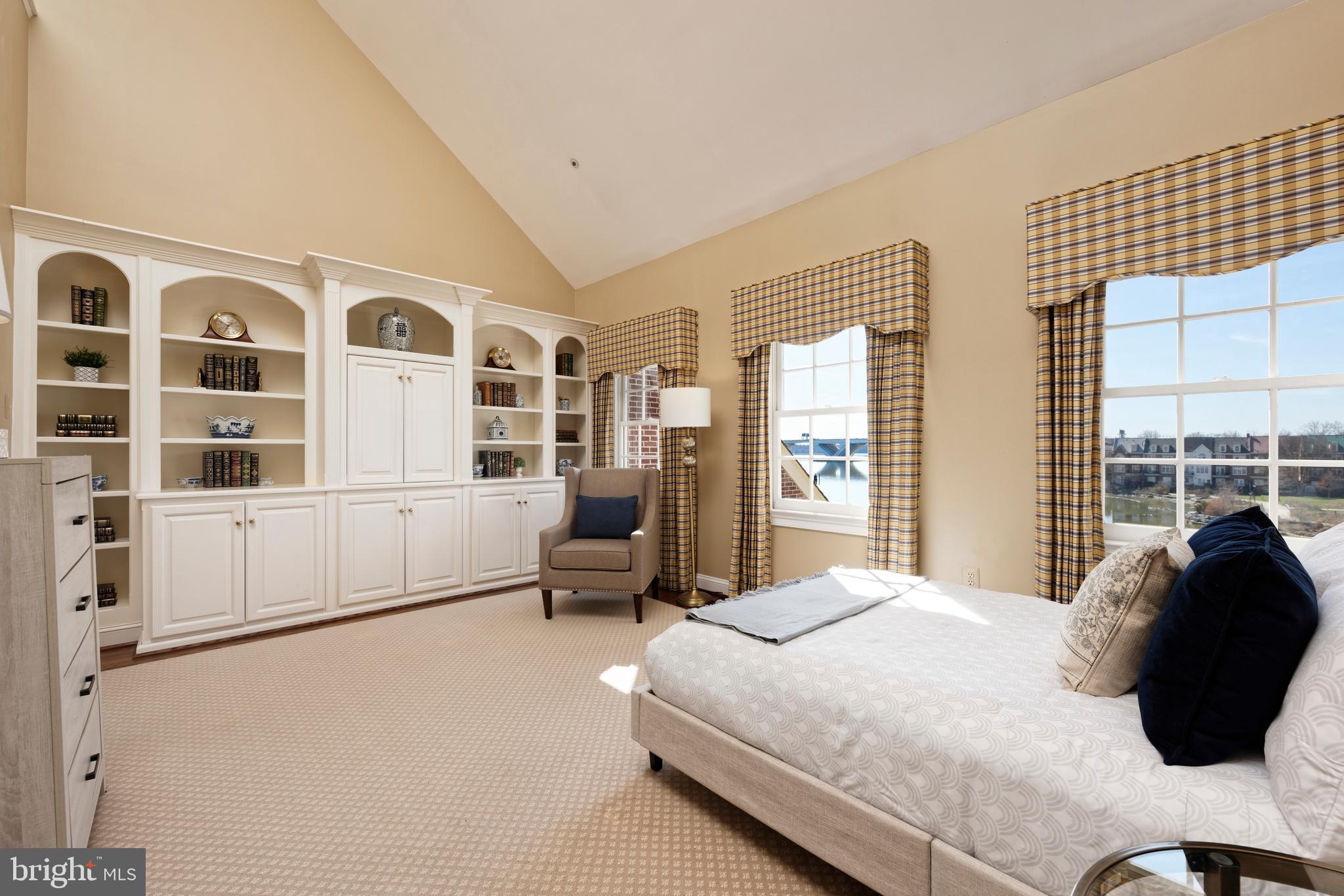 HARBORSIDE - Residential