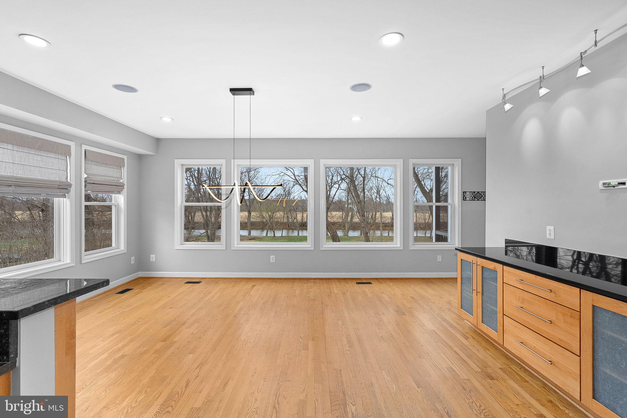 BROAD RUN FARMS - Residential