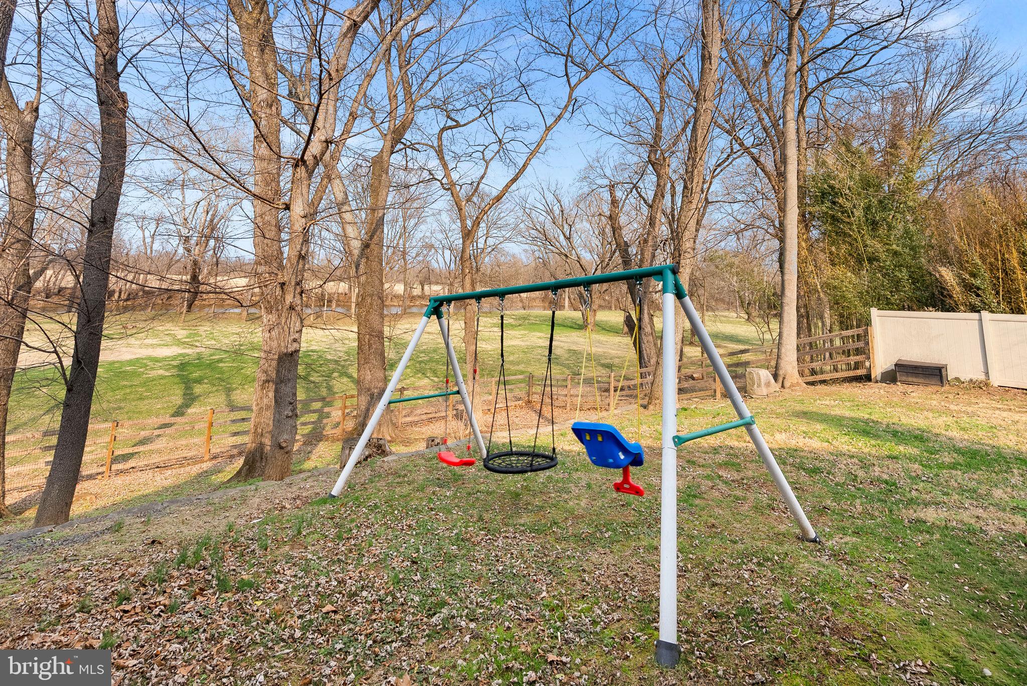 BROAD RUN FARMS - Residential