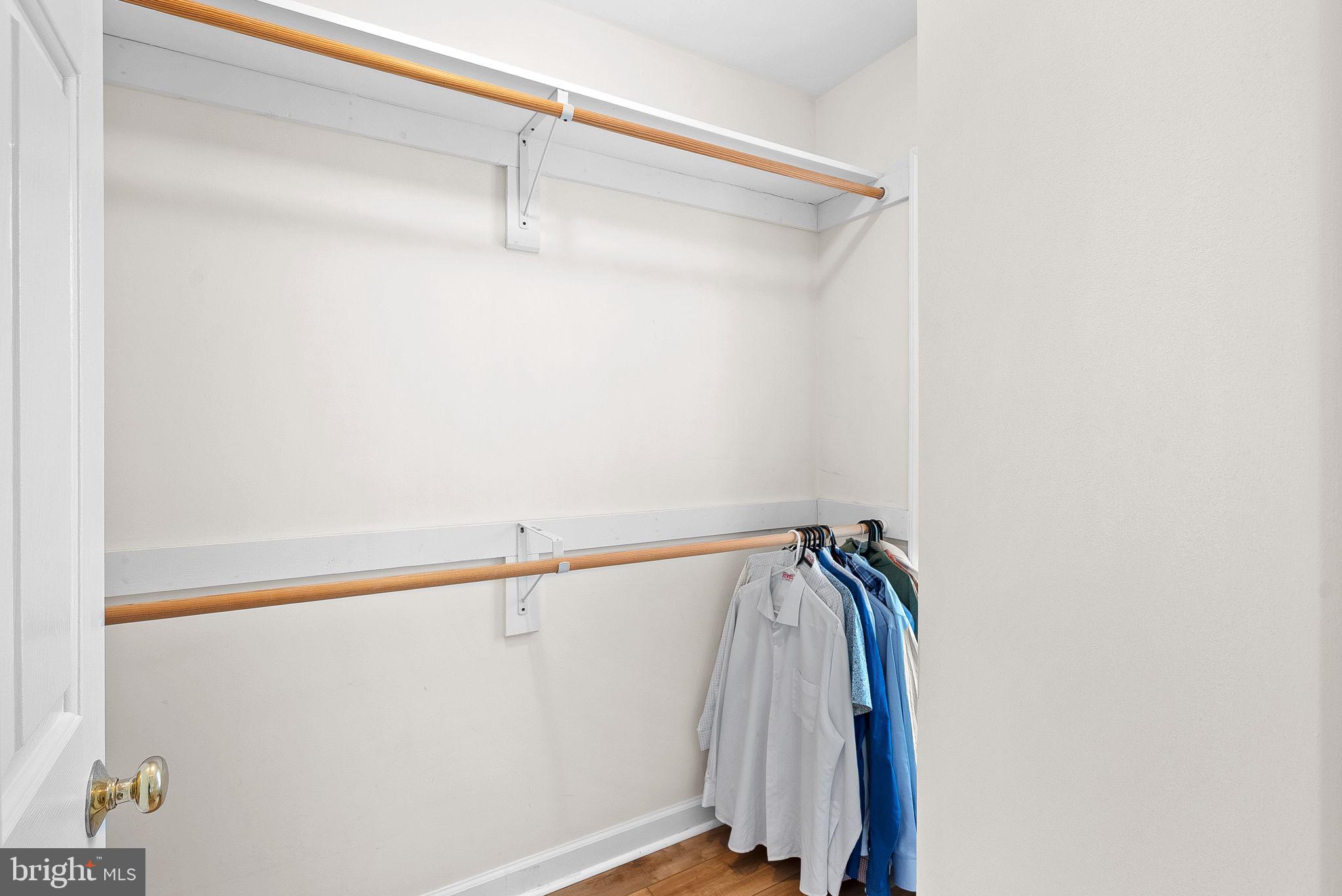 BROAD RUN FARMS - Residential