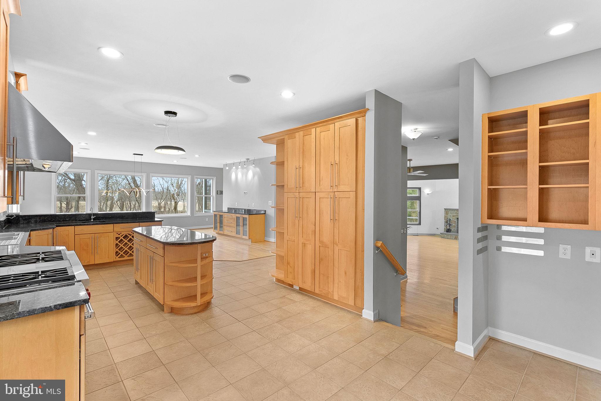 BROAD RUN FARMS - Residential