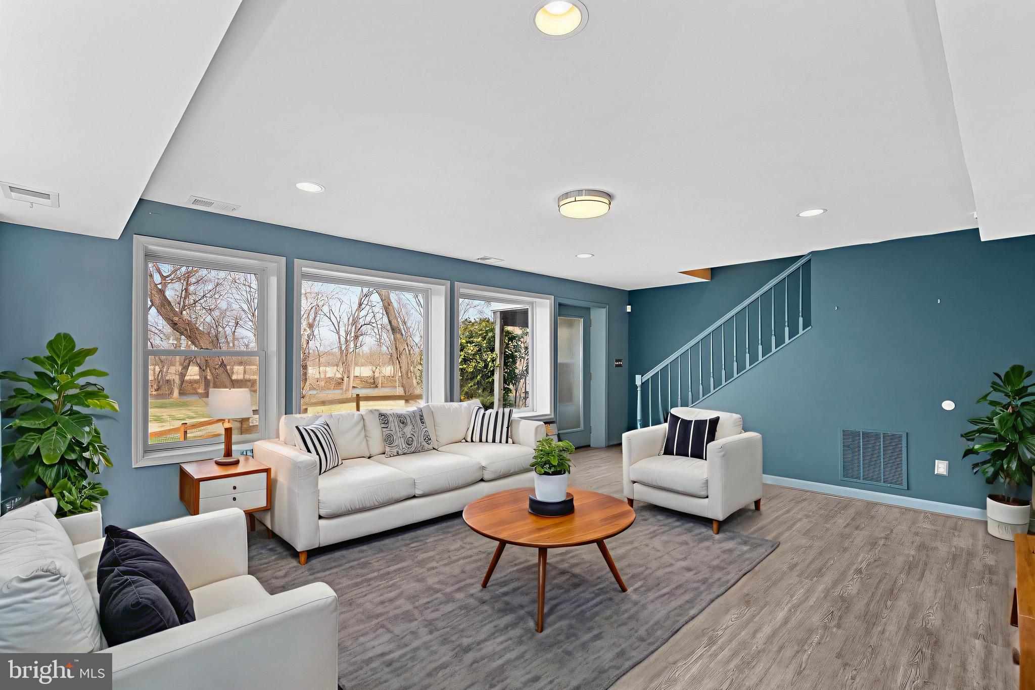 BROAD RUN FARMS - Residential