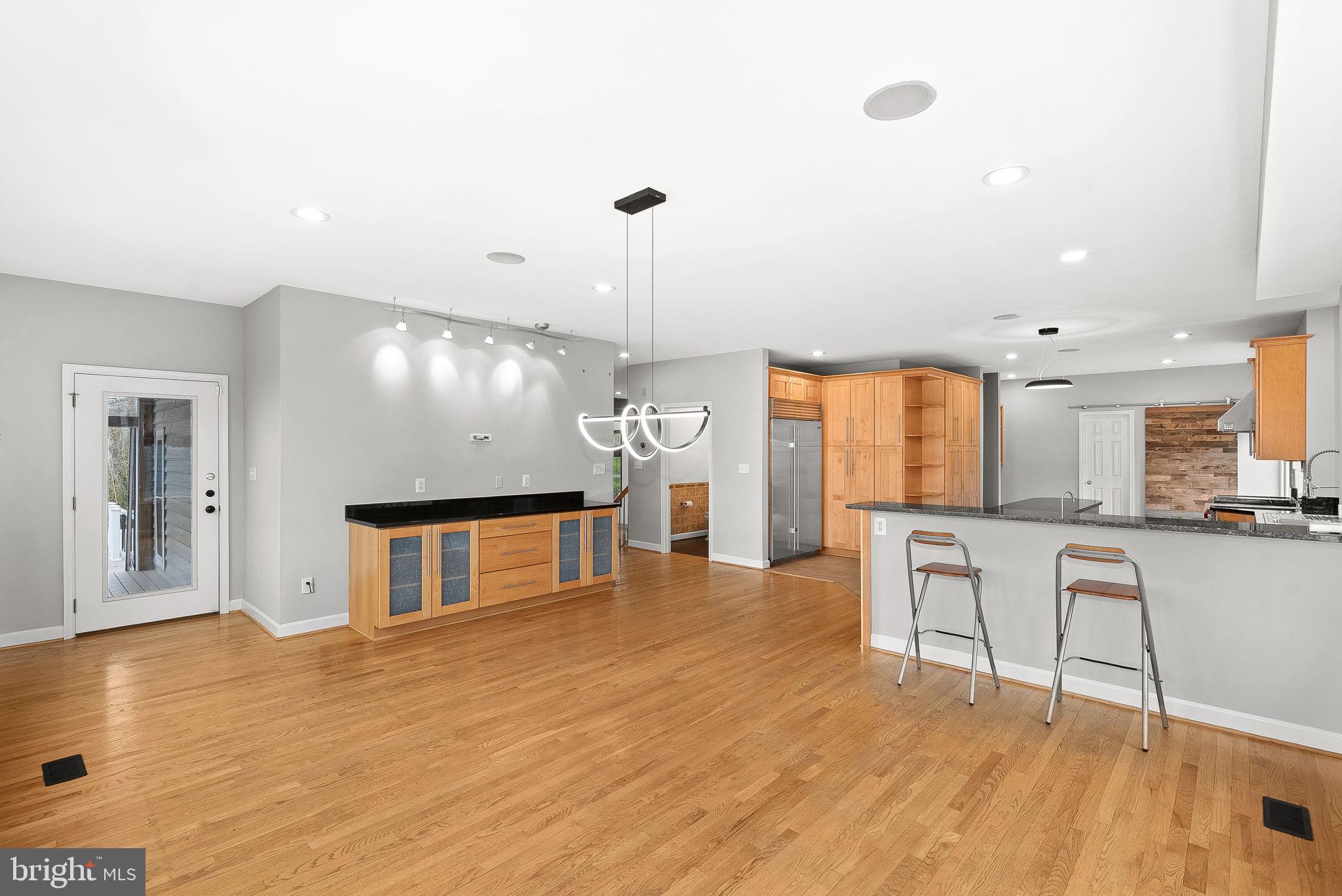 BROAD RUN FARMS - Residential