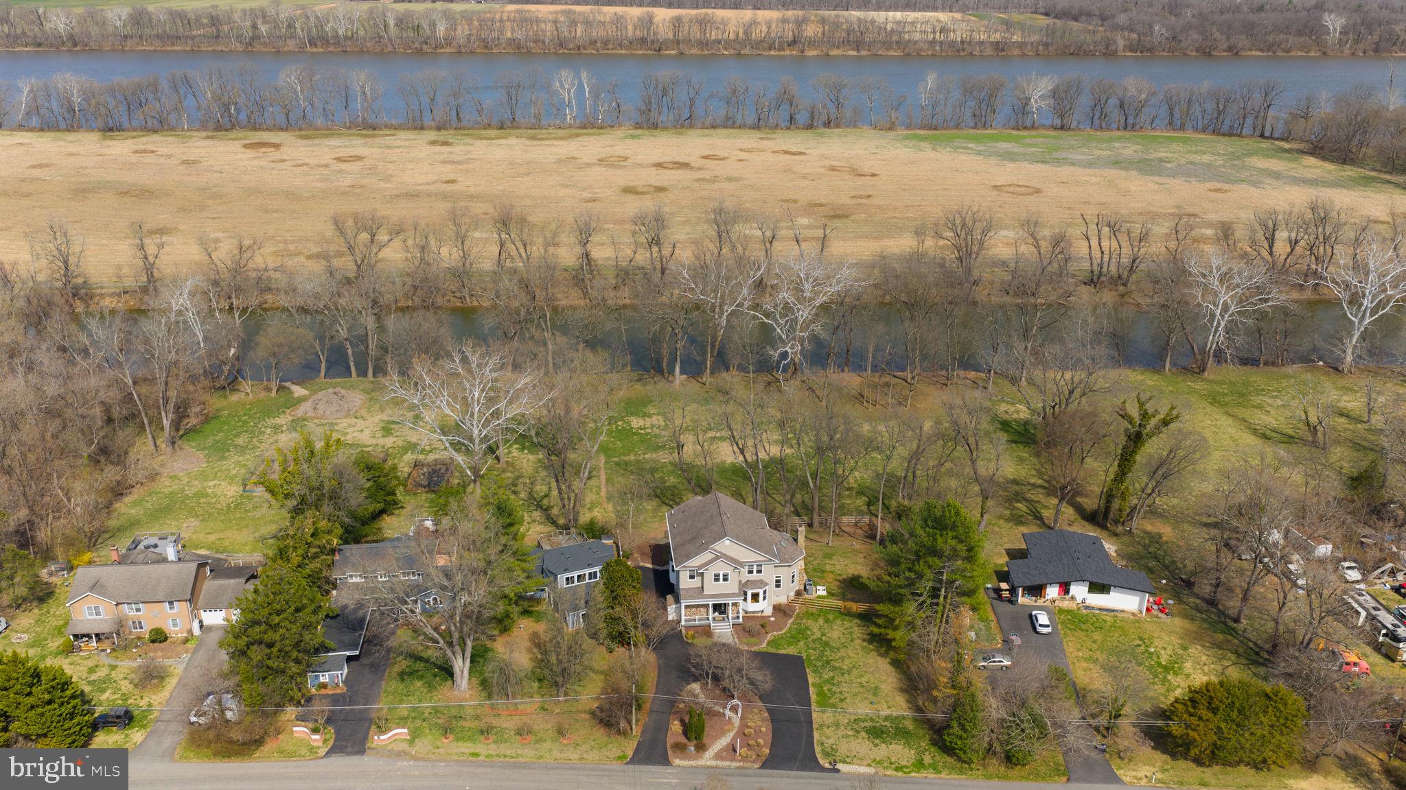 BROAD RUN FARMS - Residential