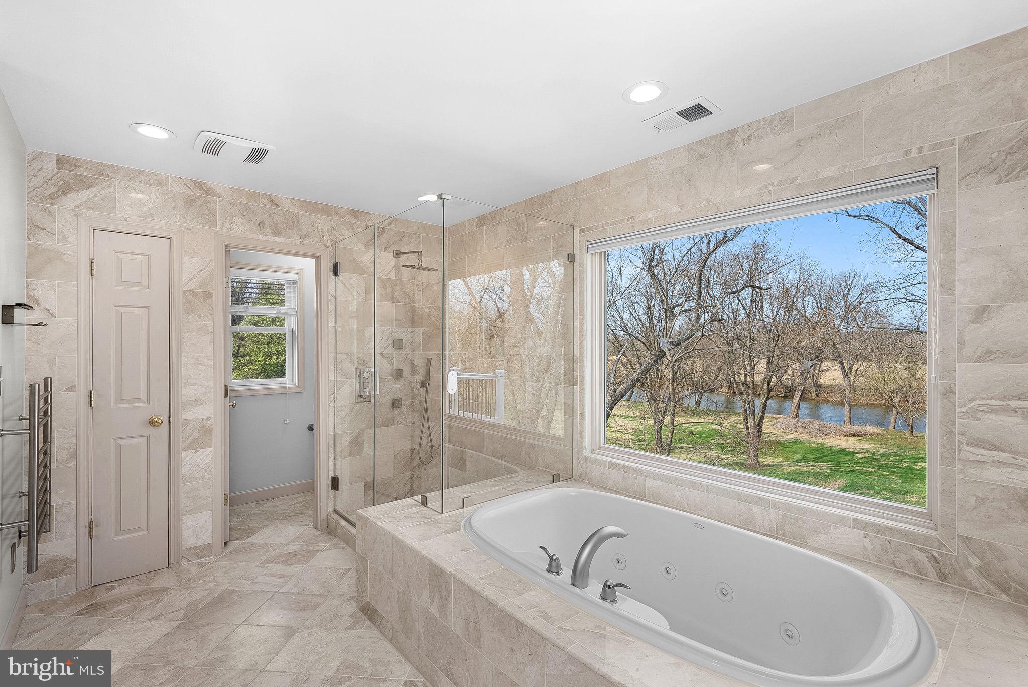 BROAD RUN FARMS - Residential