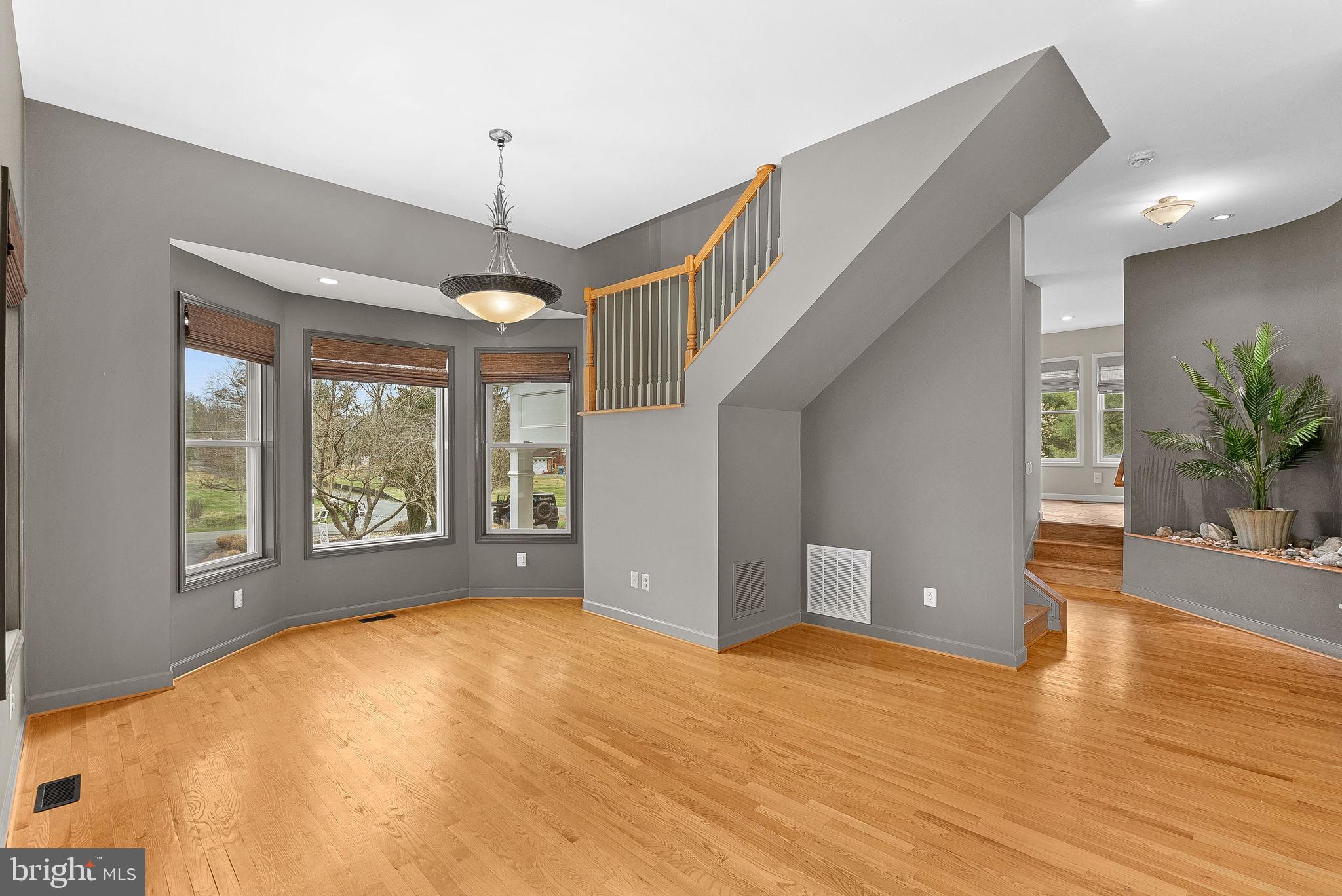 BROAD RUN FARMS - Residential