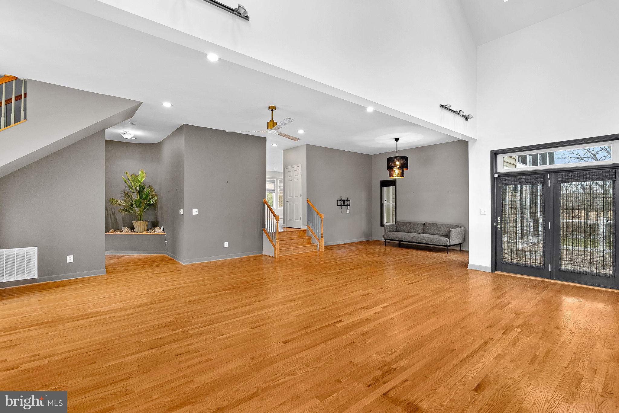 BROAD RUN FARMS - Residential