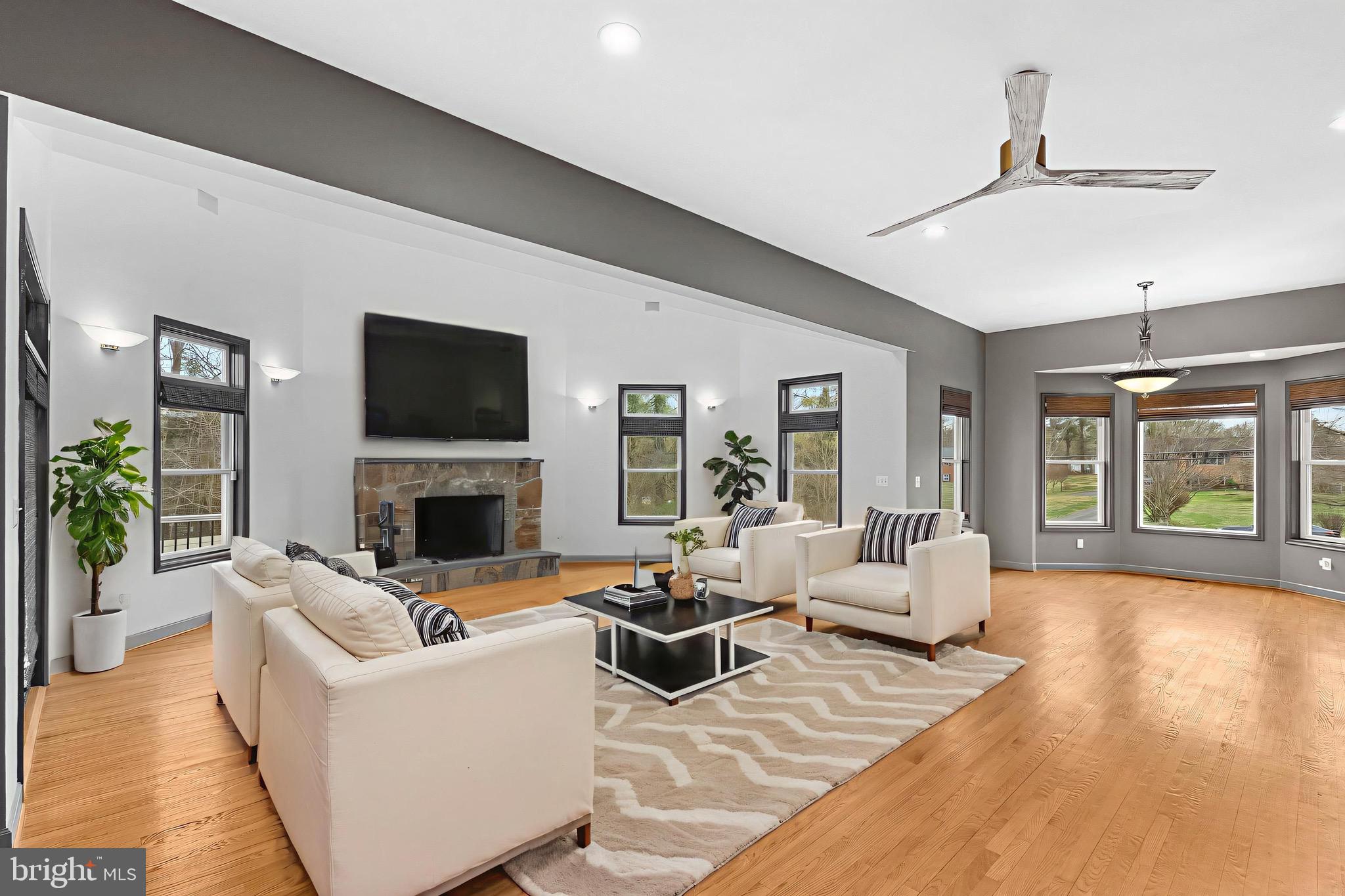 BROAD RUN FARMS - Residential