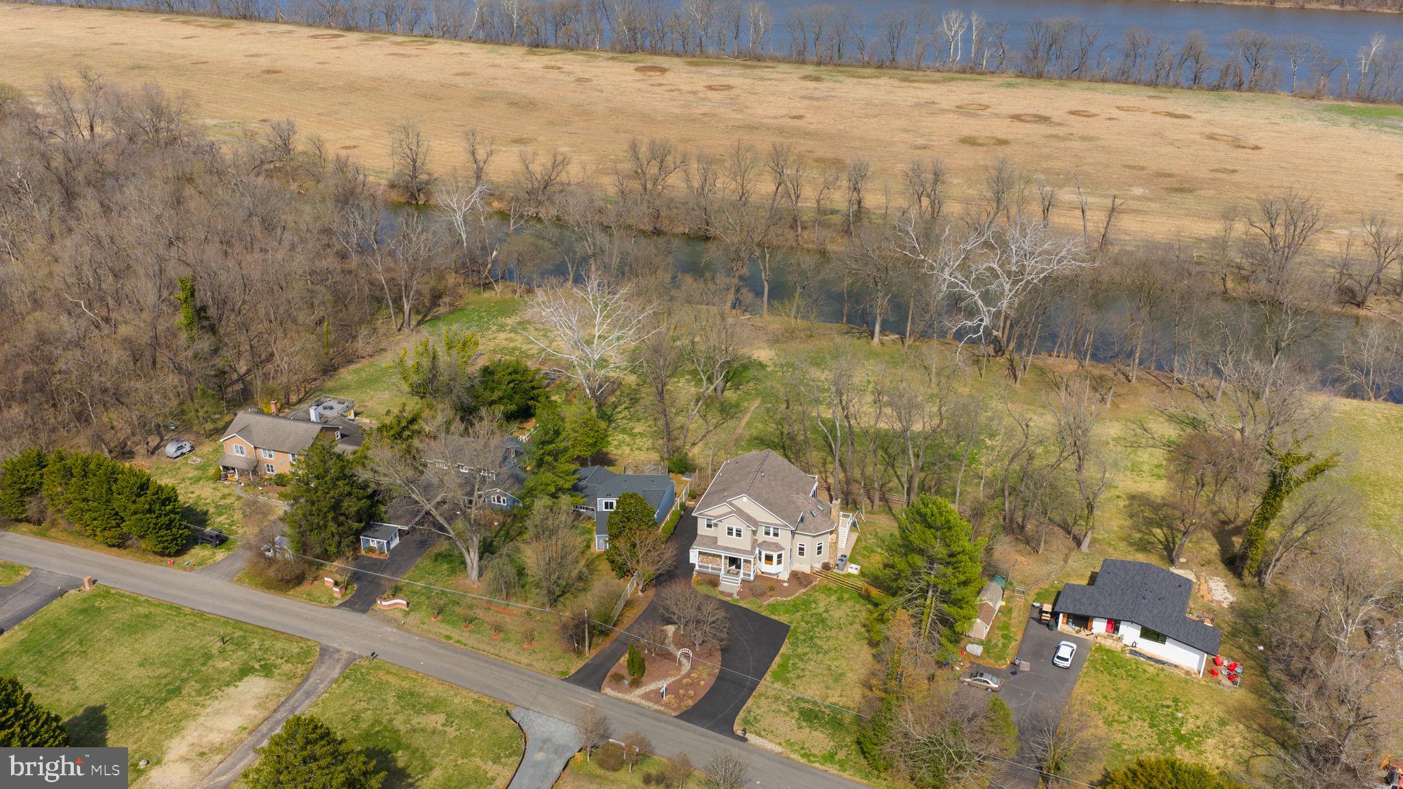 BROAD RUN FARMS - Residential