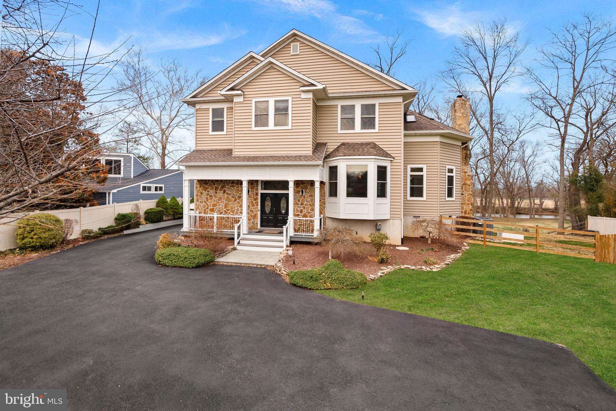 19451 YOUNGS CLIFF ROAD