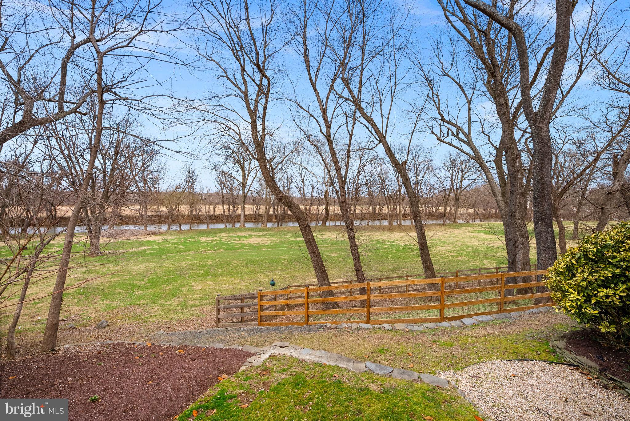 BROAD RUN FARMS - Residential