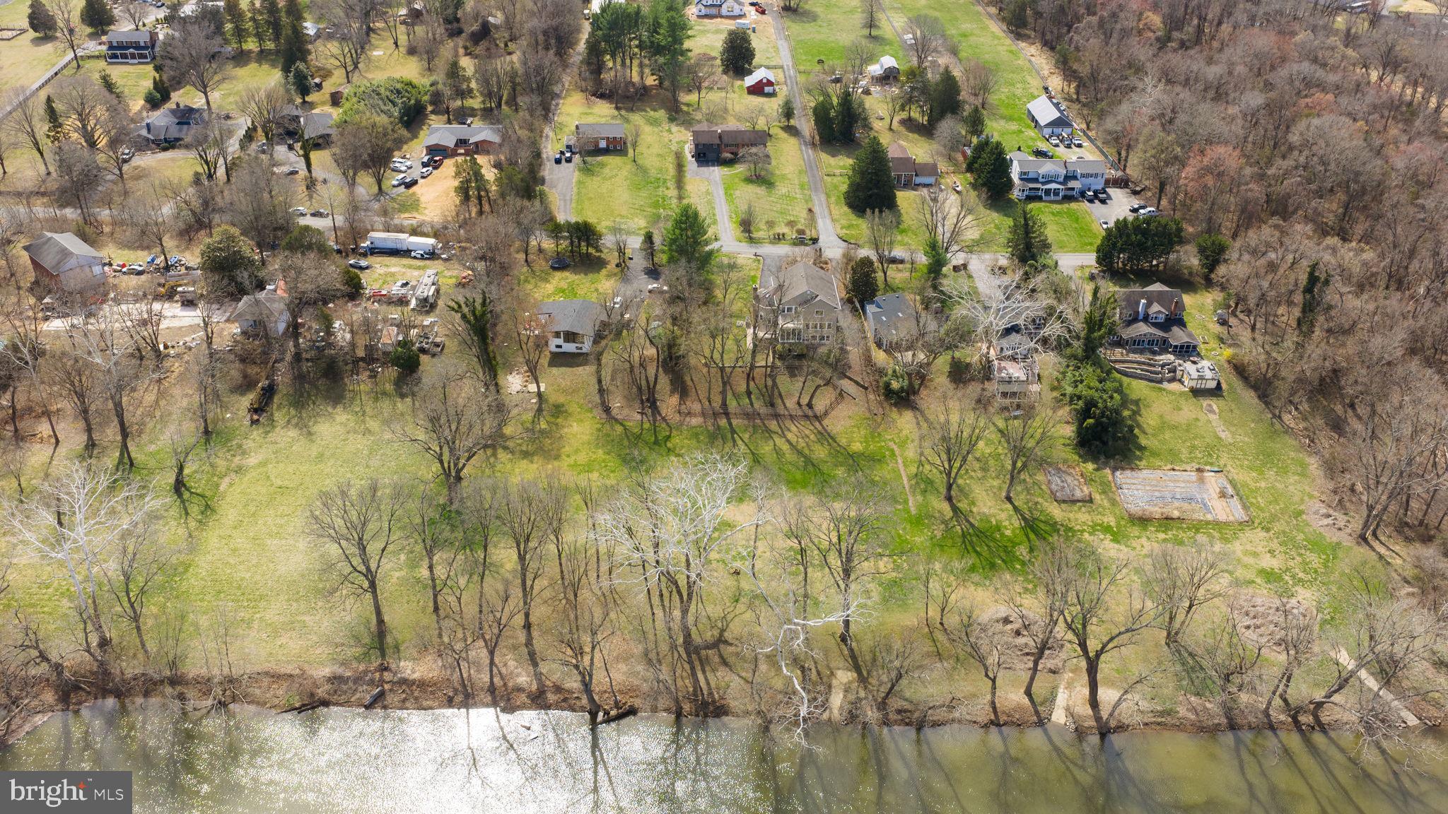 BROAD RUN FARMS - Residential